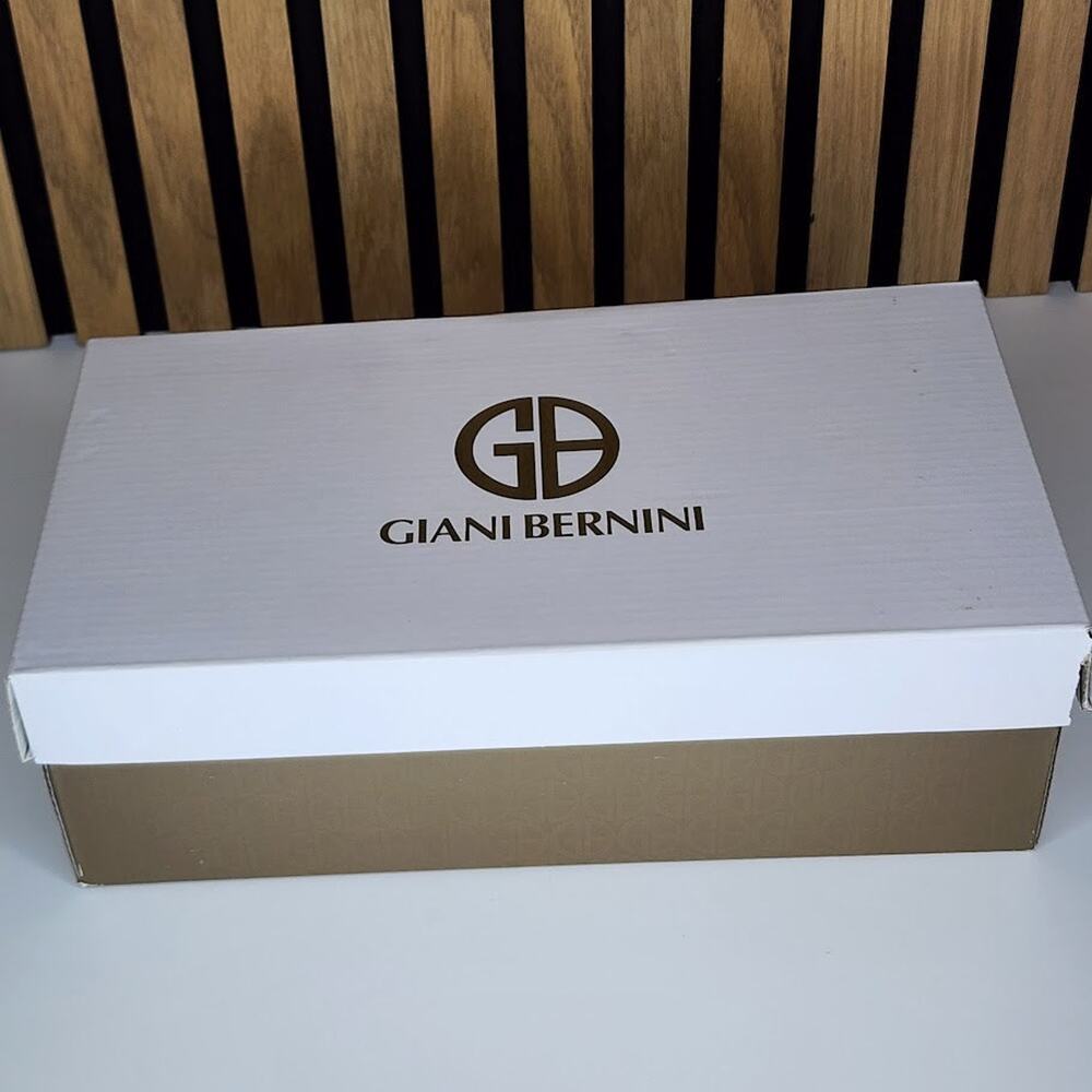 Giani Bernini Beckhamm Tailored Loafers – Women’s Suede Slip‑Ons - Size 6M - Picture 8 of 8